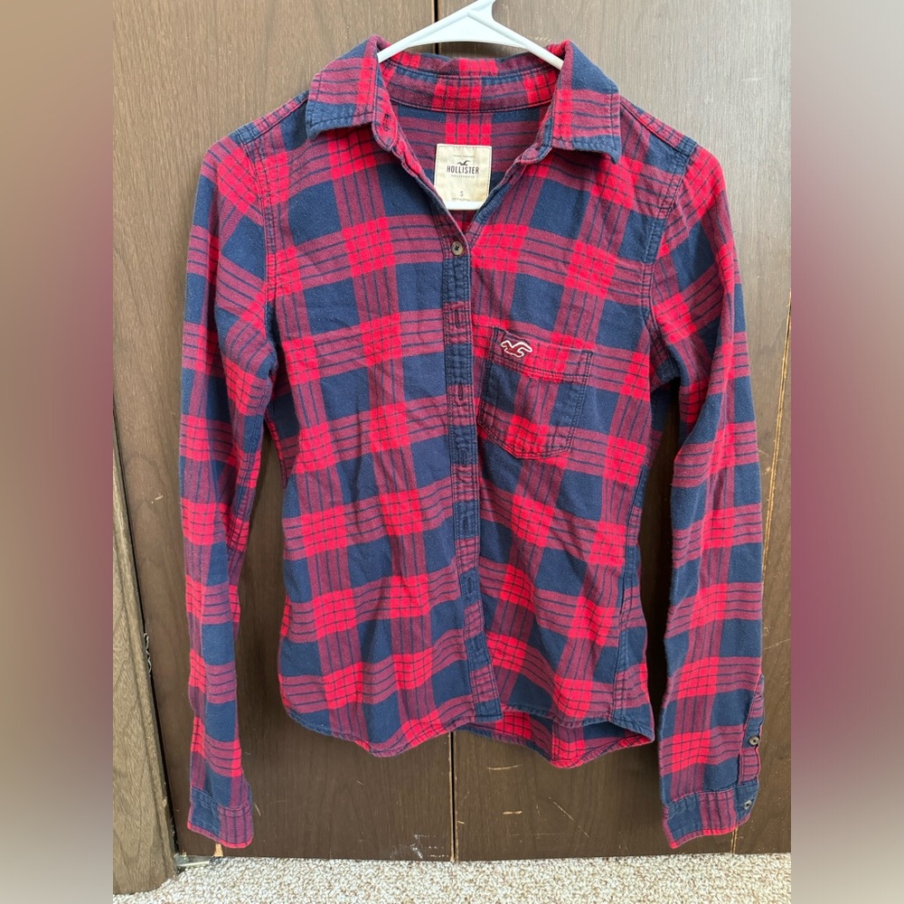 2 Hollister Flannels